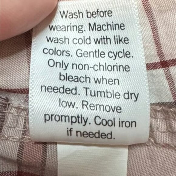 Croft & Barrow Button Down Top Pink, White, Black Blouse Plaid Collared Small - Picture 8 of 9